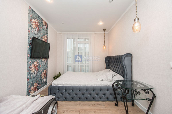 Квартира 3-комн., 80 м² Квартира 3-комн., 80 м²