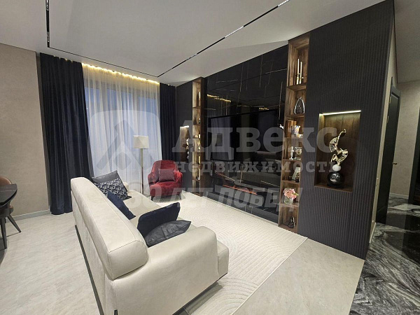 Квартира 2-комн., 100 м²