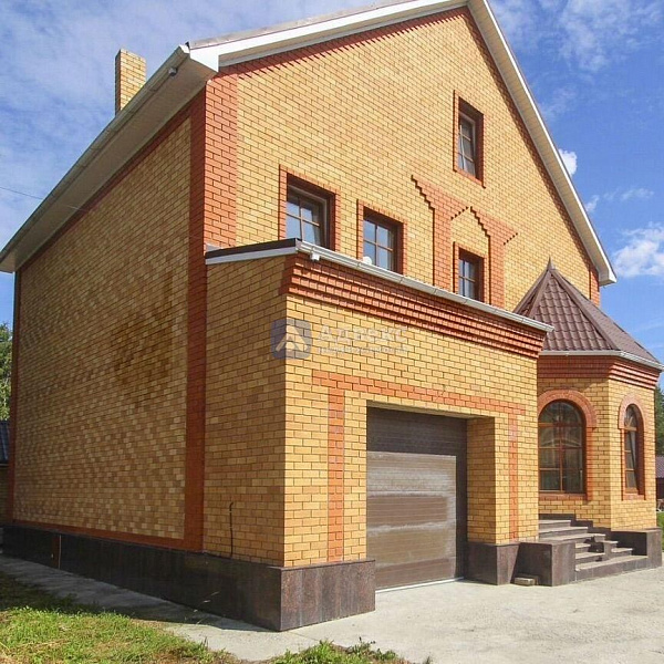 Коттедж 260 м²