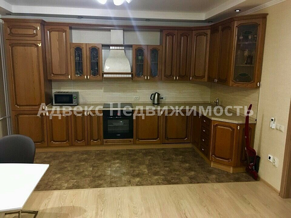 Квартира 2-комн., 69 м²