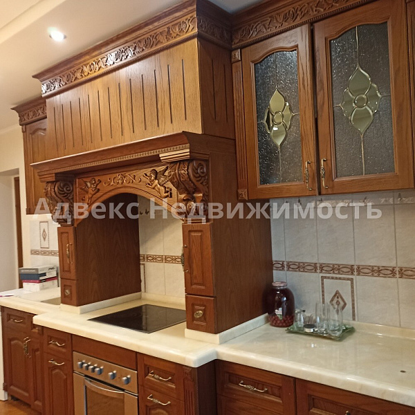 Квартира 3-комн., 92 м²