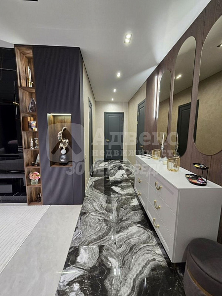 Квартира 2-комн., 100 м²