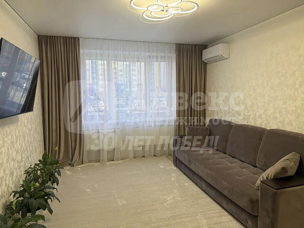 Квартира 3-комн., 87 м²