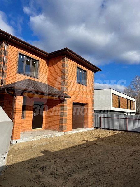 Дом, 200 кв.м.