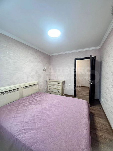 Квартира 3-комн., 74 м²