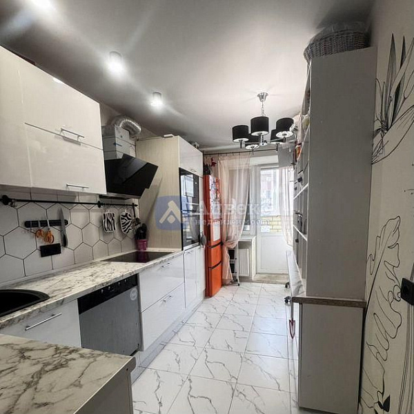 Квартира 3-комн., 57.3 м²
