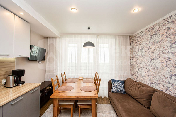 Квартира 2-комн., 67.7 м²