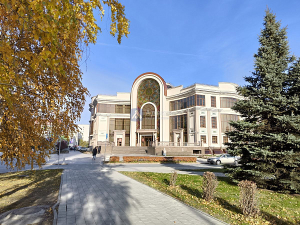 Квартира 3-комн., 119 м²