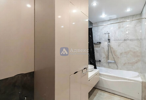 Квартира 3-комн., 83 м²