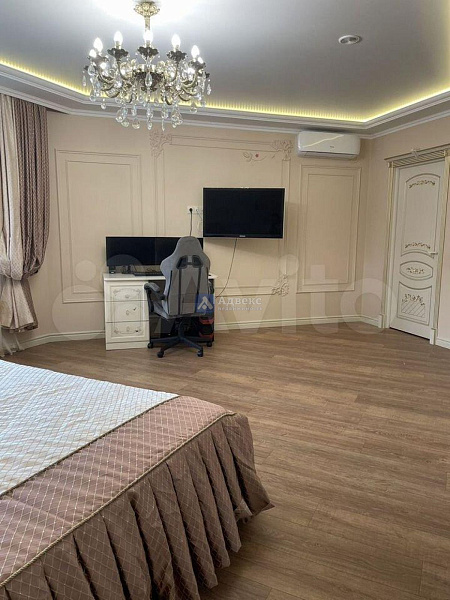 Квартира 3-комн., 128.4 м² Квартира 3-комн., 128.4 м²