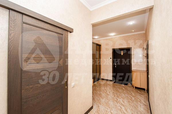 Квартира 4-комн., 156 м²