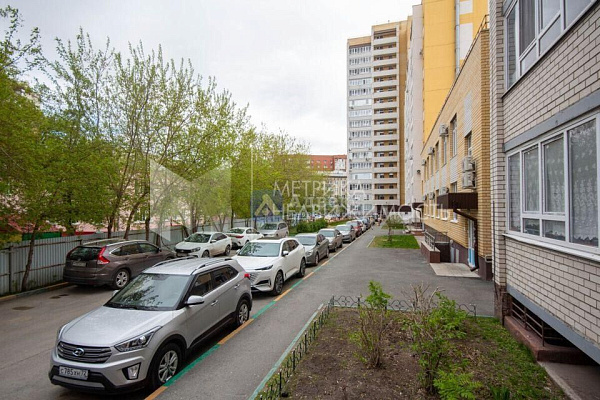 2-к квартира, 76 кв.м.