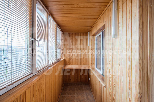 Квартира 4-комн., 185.3 м²