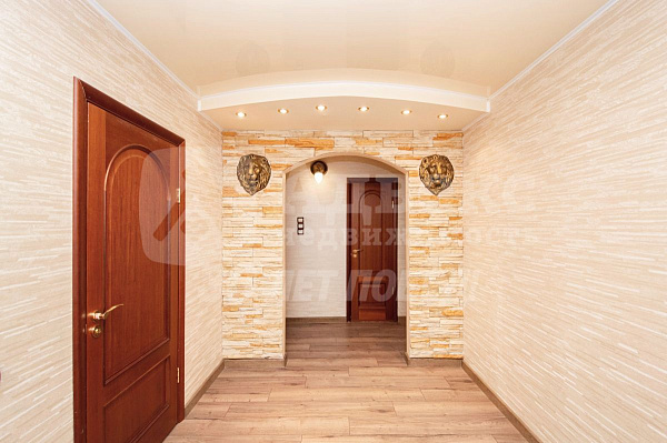 2-к квартира, 72 кв.м.