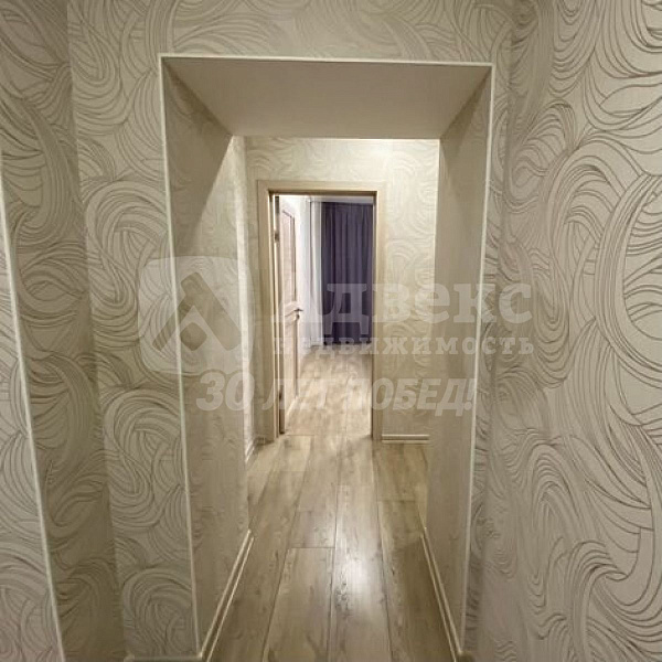 Квартира 3-комн., 105 м²