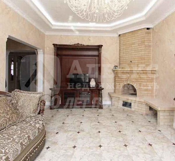 Дом, 260 кв.м.