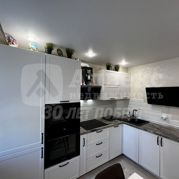 Квартира 3-комн., 60 м²