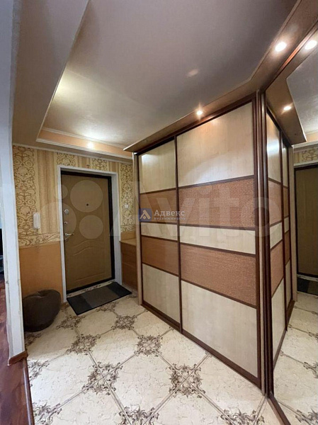 Квартира 3-комн., 82 м²