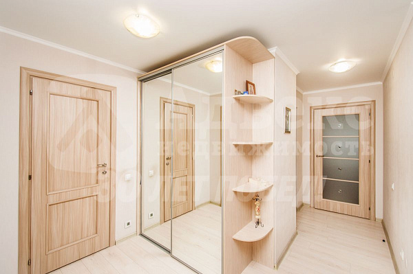 Квартира 3-комн., 75 м²