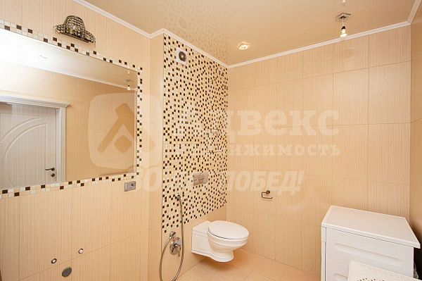 Квартира 2-комн., 80 м²