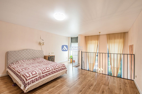 Квартира 85 м²