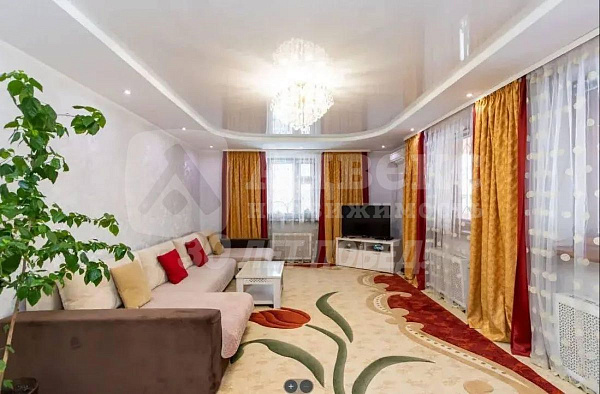Дом, 230 кв.м.