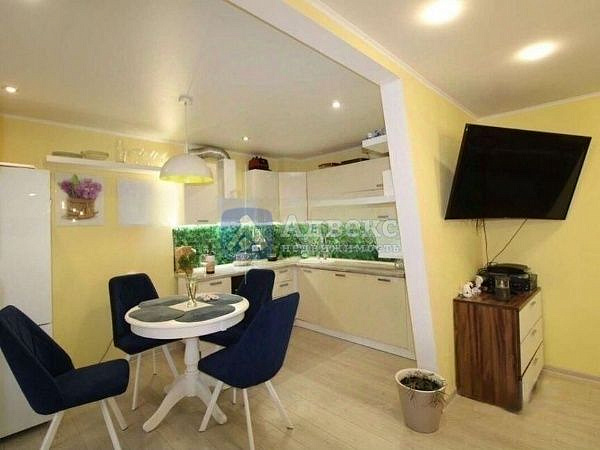 Квартира 4-комн., 82.5 м² Квартира 4-комн., 82.5 м²