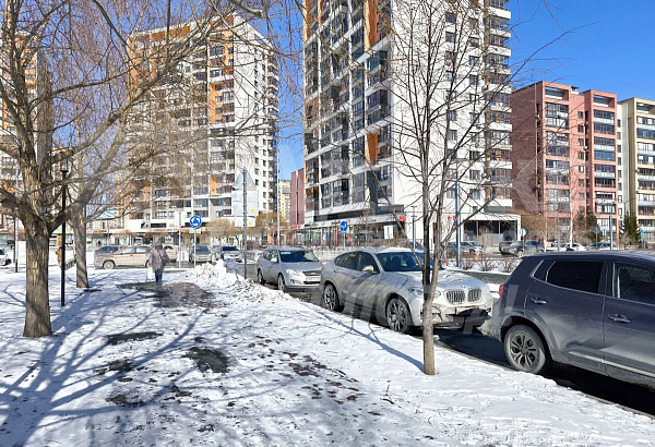 Квартира 3-комн., 75 м²