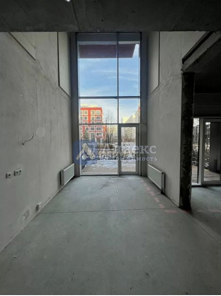 Квартира 3-комн., 166.8 м²