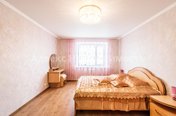 Квартира 3-комн., 89 м²