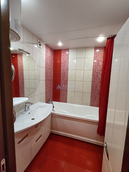 Квартира 3-комн., 92 м² Квартира 3-комн., 92 м²
