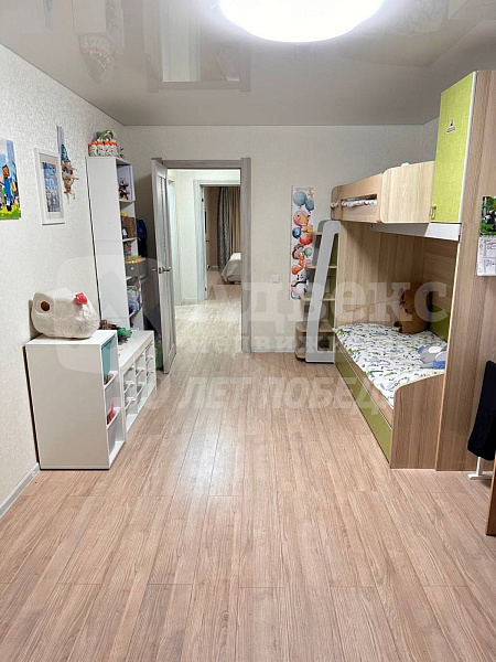 Квартира 2-комн., 76.8 м²