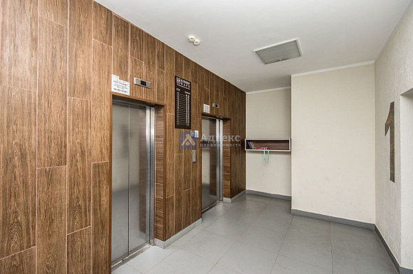 Квартира 3-комн., 80 м² Квартира 3-комн., 80 м²
