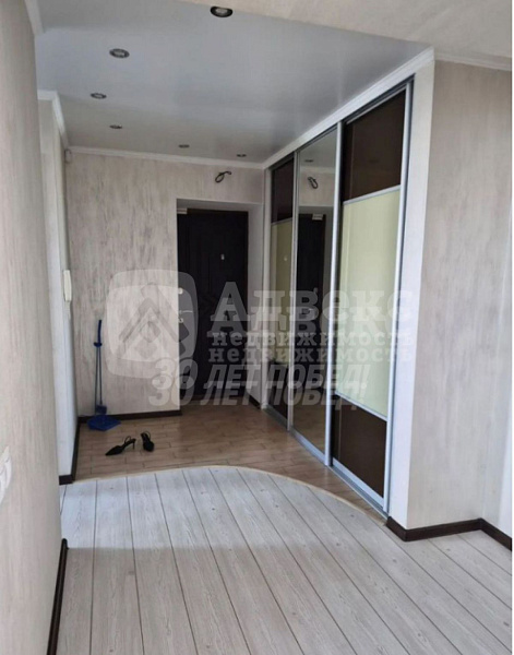 2-к квартира, 60 кв.м.