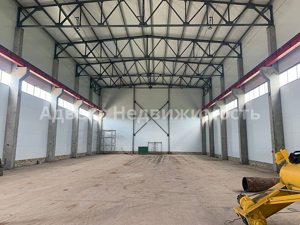 Склад 3258 м²