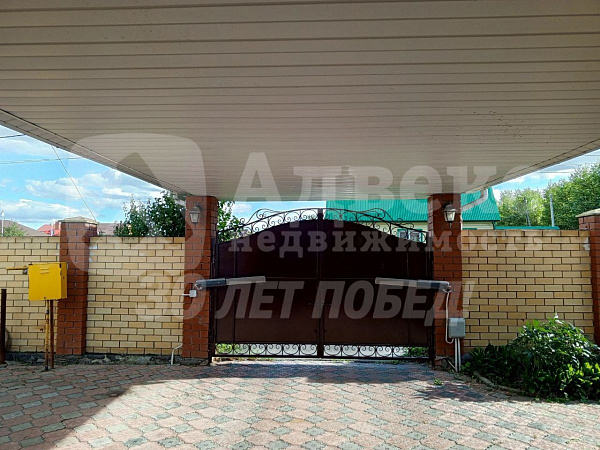 Дом 151 м²