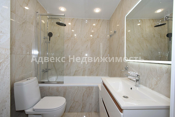 Квартира 3-комн., 93 м²