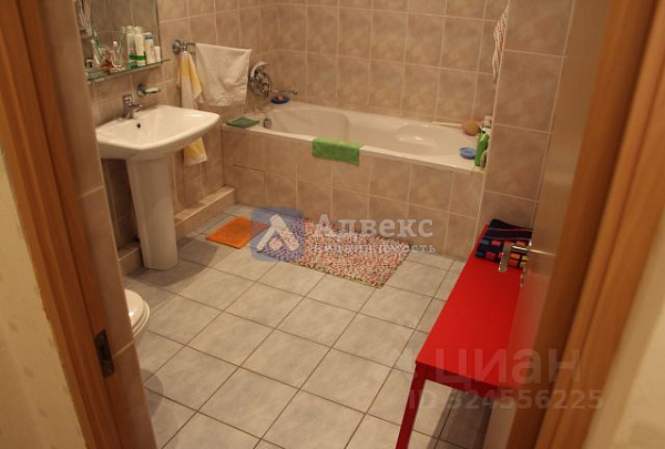 Квартира 3-комн., 80.6 м²