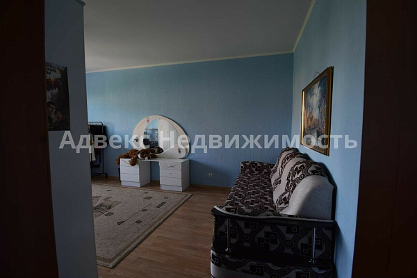 Квартира 3-комн., 128 м²