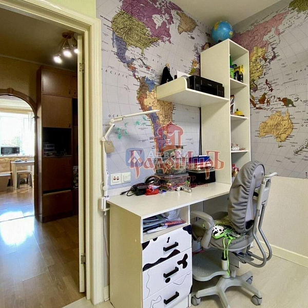 Квартира 3-комн., 60.4 м²