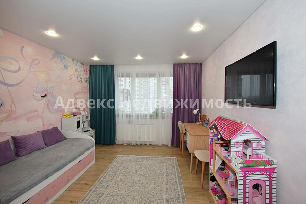 Квартира 3-комн., 93 м²