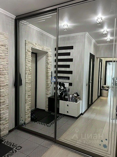 Квартира 2-комн., 60.8 м²