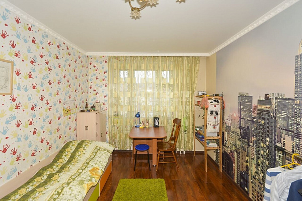 Квартира 3-комн., 90.1 м²