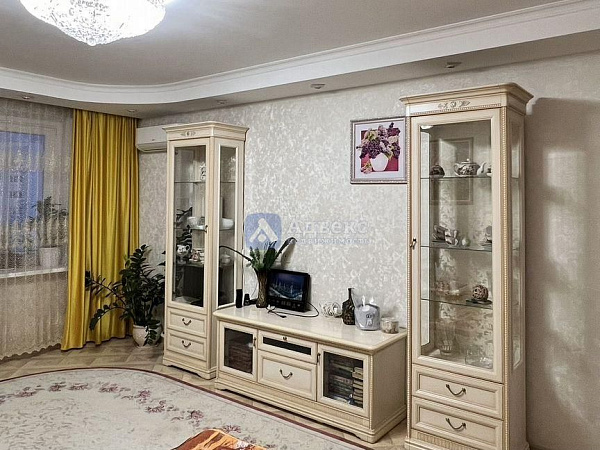 3-к квартира, 85 кв.м. 3-к квартира, 85 кв.м.