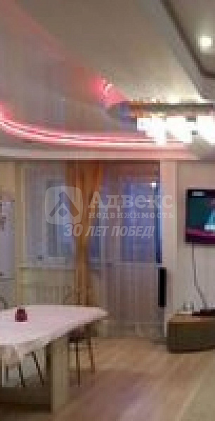Квартира 3-комн., 93.3 м²