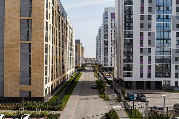Квартира 3-комн., 93.7 м²