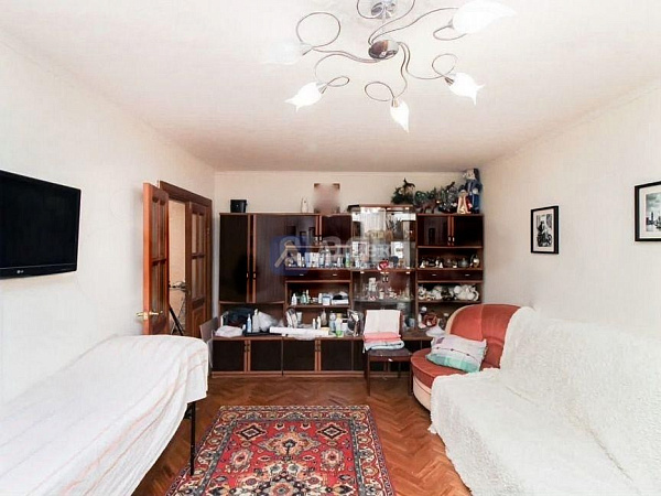 Квартира 4-комн., 104 м² Квартира 4-комн., 104 м²