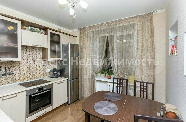 Квартира 4-комн., 101.1 м²