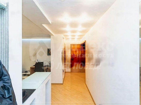 4-к квартира, 74 кв.м.