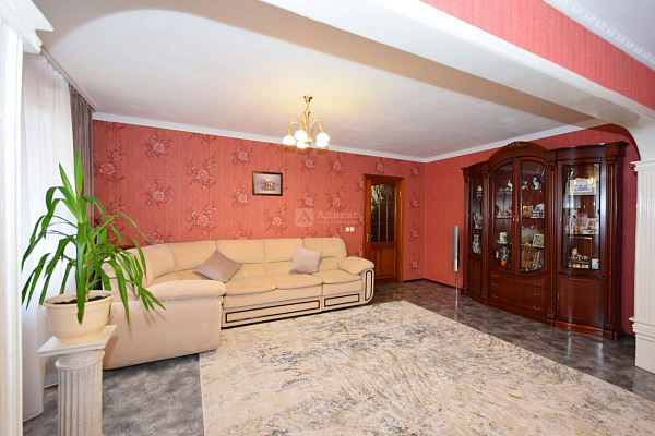 4-к квартира, 151 кв.м. 4-к квартира, 151 кв.м.